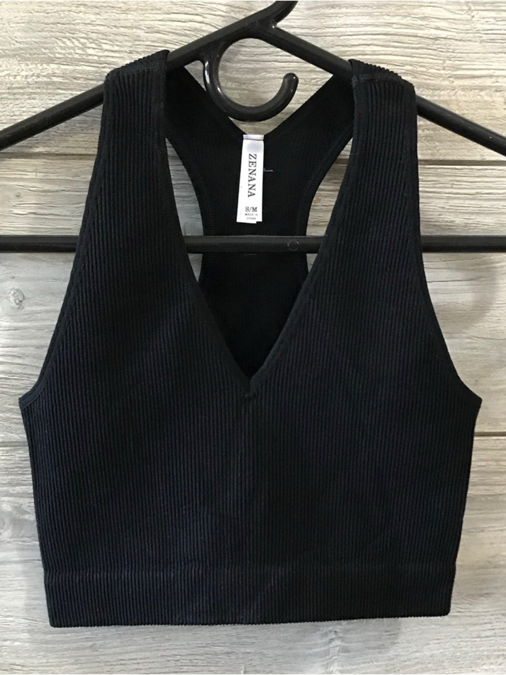 BN Zenana Outfitters Black Ribbed V-Neck Racerback Brami